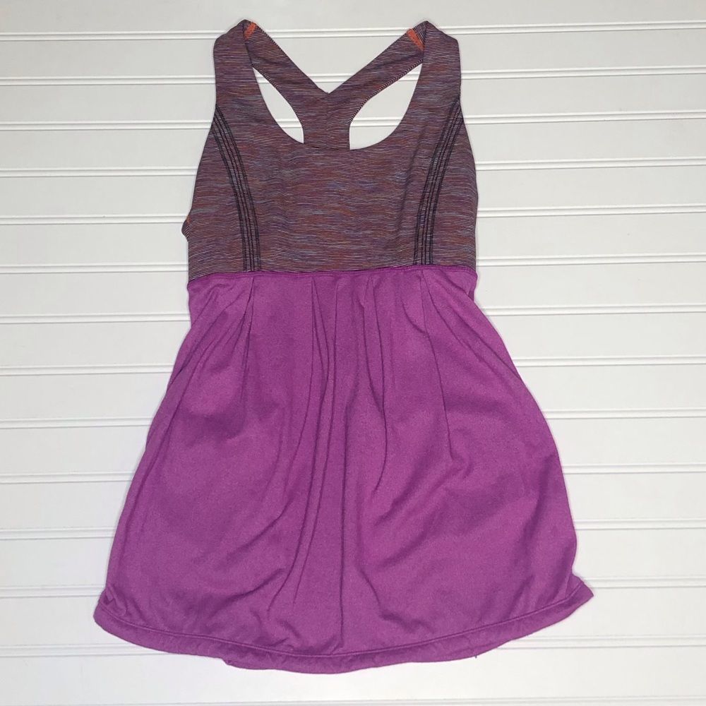 Lululemon tank size 4
